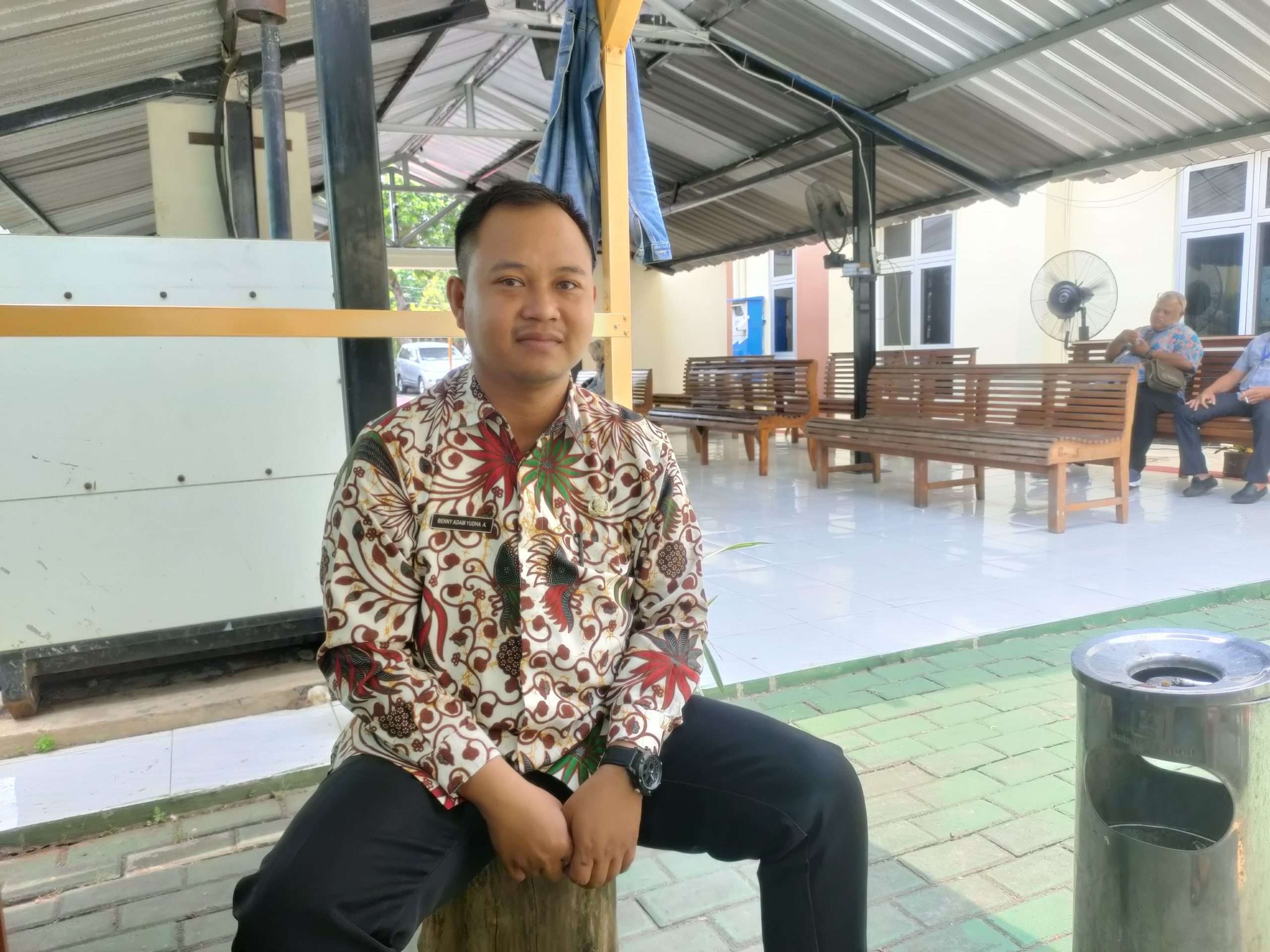 Carik Desa Dudakawu, Benny Adam Yudha