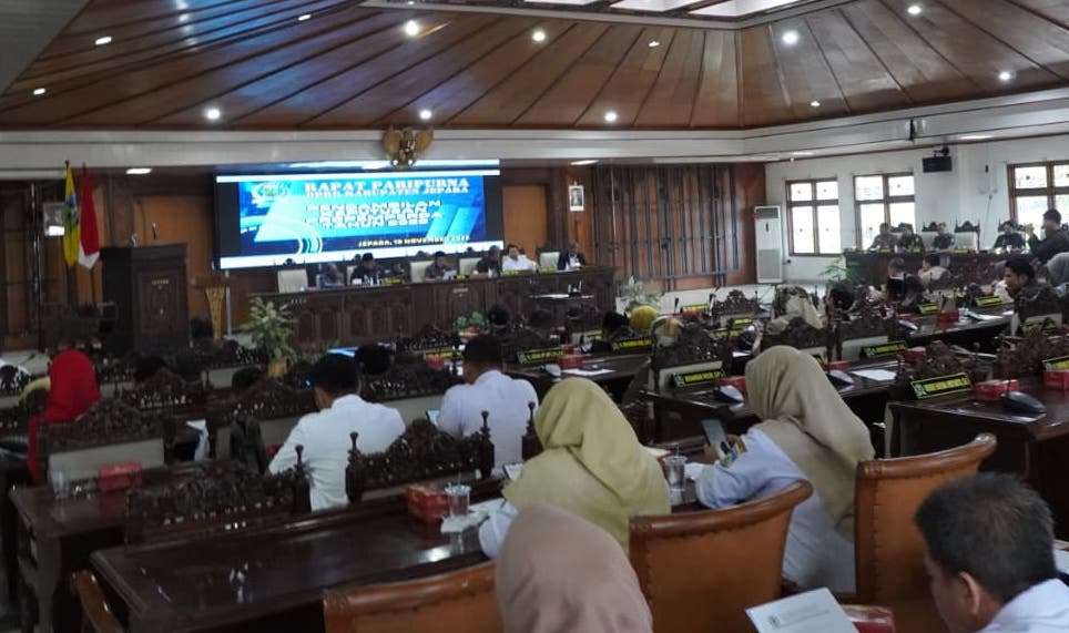 Suasana Rapat Paripurna dengan agenda penetapan Program Pembentukan Peraturan Daerah (Propemperda) Tahun 2026, DPRD Jepara.