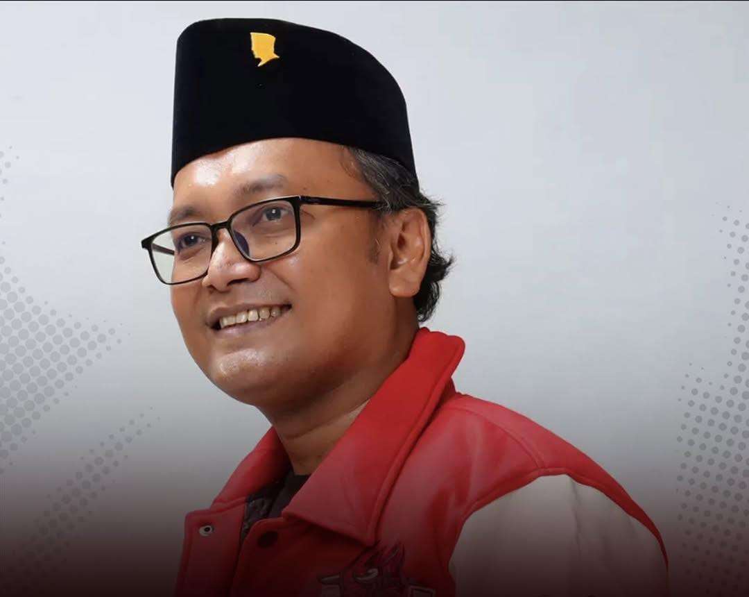 Politikus PDI-P, Guntur Romli (Foto Instagram @gunromli)